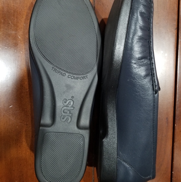 SAS Women's Shoes. Like new. - Picture 3 of 5